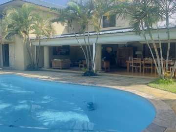 5 Bedroom Villa
