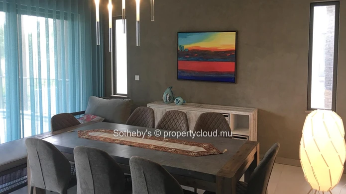 Royal Tee - Apartment