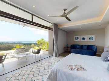 5 Bedroom Villa
