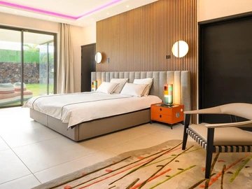 4 Bedroom Villa