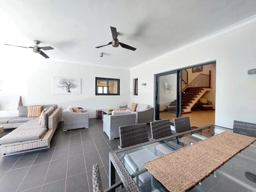 4 Bedroom Villa