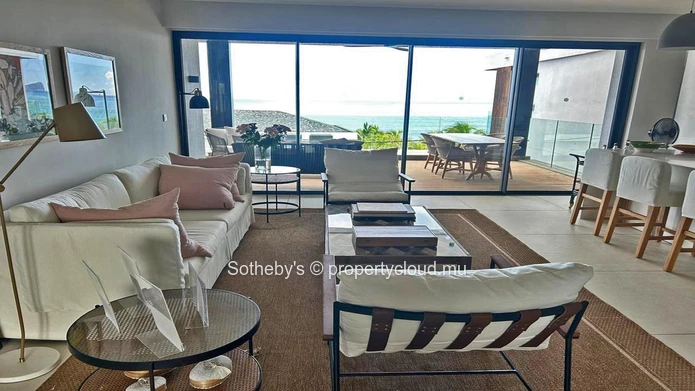 Cap Azur - Exclusive Views