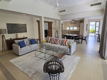 4 Bedroom Villa