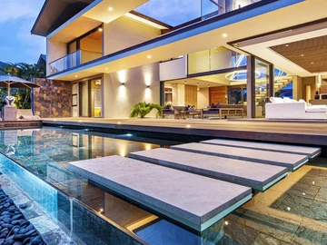 5 Bedroom Villa
