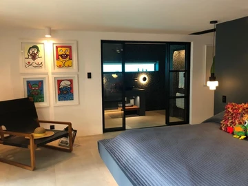 5 Bedroom Villa