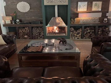 6 Bedroom Villa