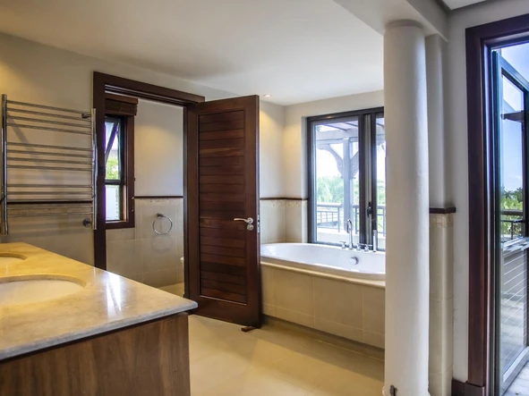 4 Bedroom Villa