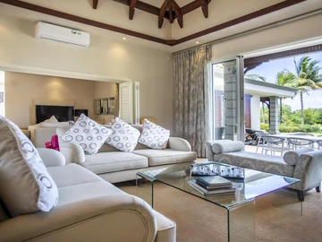 5 Bedroom Villa