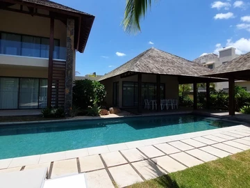 4 Bedroom Villa