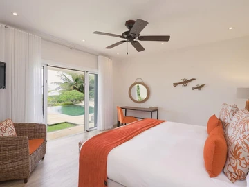 4 Bedroom Villa