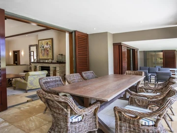 4 Bedroom Villa