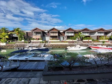 3 Bedroom Townhouse, Duplex
