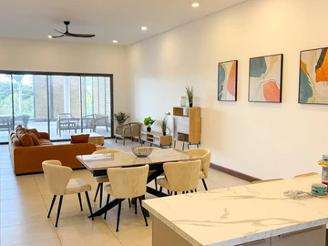 3 Bedroom Apartment