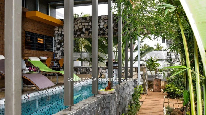 Villa Tide & Stone