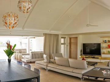 4 Bedroom Villa