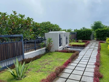 4 Bedroom Villa