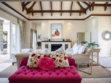 5 Bedroom Villa