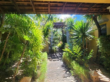 5 Bedroom Villa