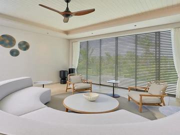 4 Bedroom Villa