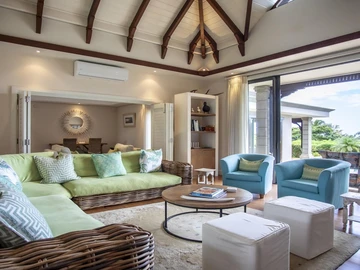 4 Bedroom Villa