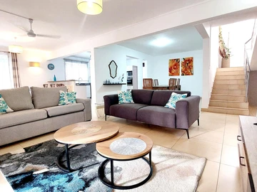 4 Bedroom Villa