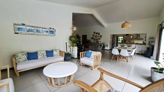 West Wind Villa