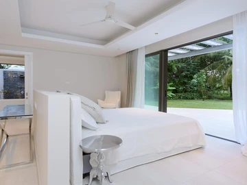 5 Bedroom Villa