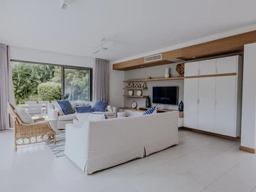 4 Bedroom Villa