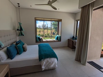 5 Bedroom Villa