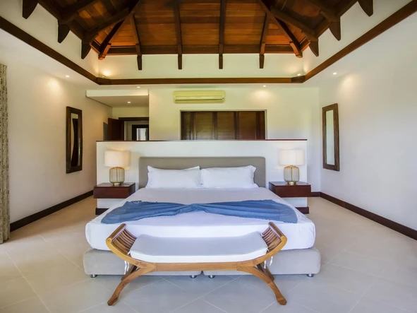 4 Bedroom Villa