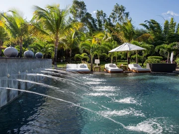 5 Bedroom Villa