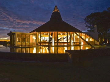 5 Bedroom Villa