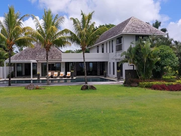 5 Bedroom Villa