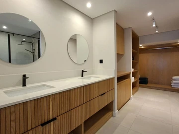 3 Bedroom Townhouse, Duplex