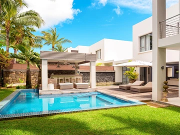 4 Bedroom Villa