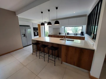 4 Bedroom Villa