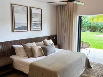5 Bedroom Villa