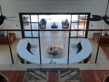 5 Bedroom Villa