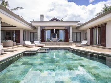 4 Bedroom Villa