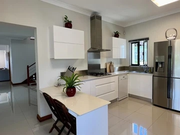 5 Bedroom Villa