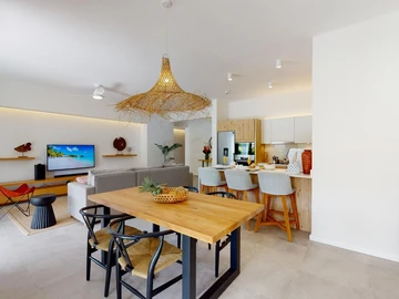 2 Bedroom Apartment