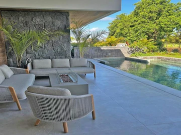 4 Bedroom Villa