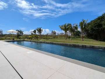5 Bedroom Villa