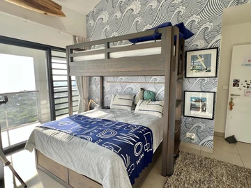 5 Bedroom Villa