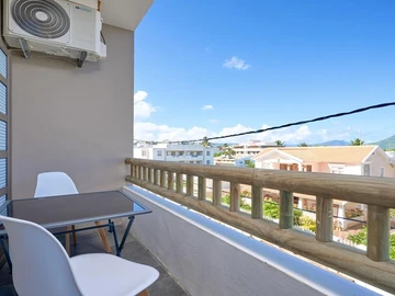 18 Bedroom Apartment