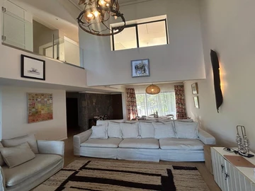 4 Bedroom Apartment