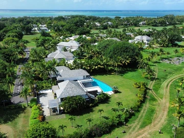 5 Bedroom Villa