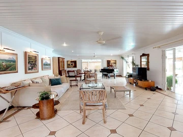 4 Bedroom Villa