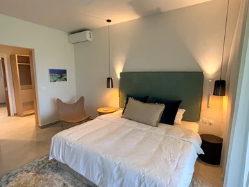 4 Bedroom Apartment