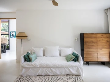 5 Bedroom Villa
